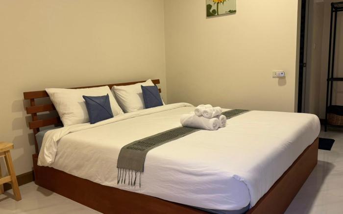 นกขมิ้นรีสอร์ท บ้านไร่ อุทัยธานี