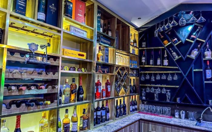 Parkview Astoria Hotel (PAH)