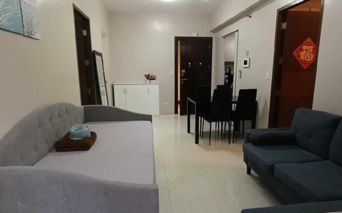 Palm Tree Villas Manila, Near NAIA T3 Unit CB 8K