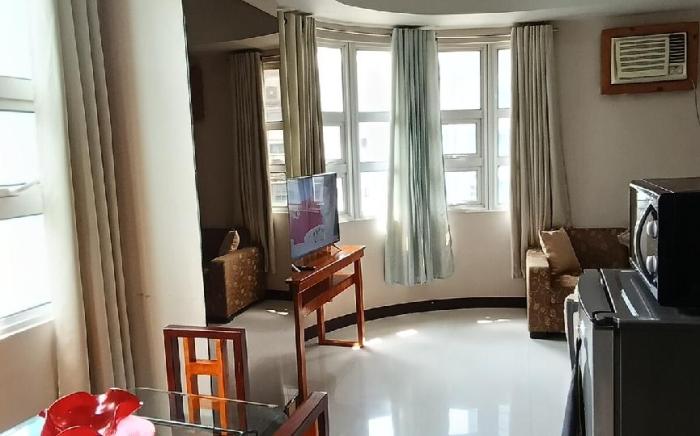 101 Newport Manila Condo, Near NAIA T3 