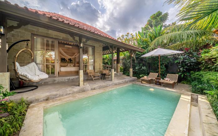 Nyaman2-Swim,Sip,Relax–Luxe Villa Living