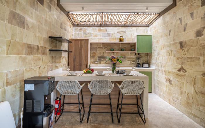 Nyaman3 -Romance, Relaxation, and a Pool All toYou