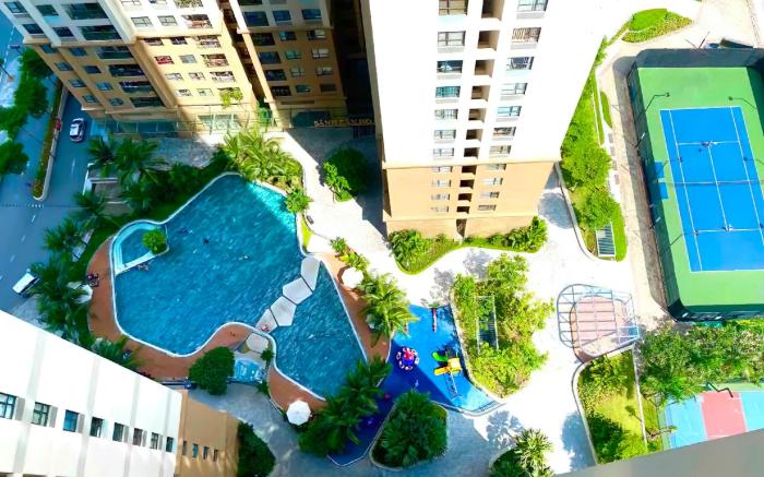 Vinhomes D Capitale by Emily in Town