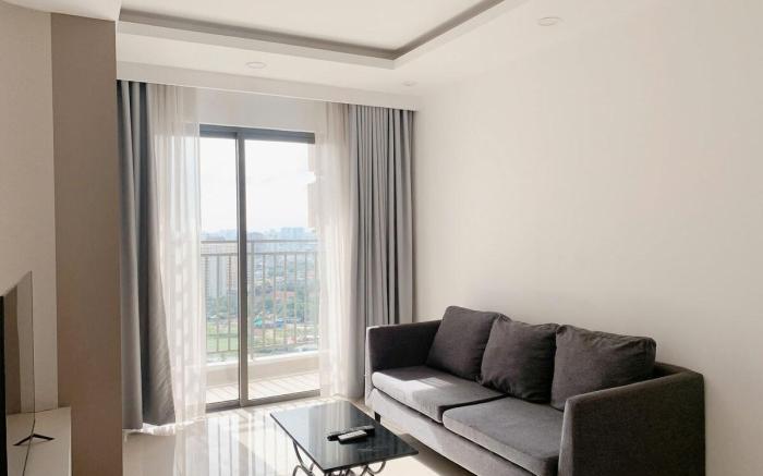 Modern 3Br Condo | Free Gym & Pool | S6-21.05