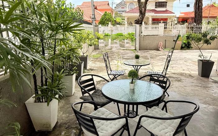 2626 Victoria @ Gleneagles, Island, Georgetown