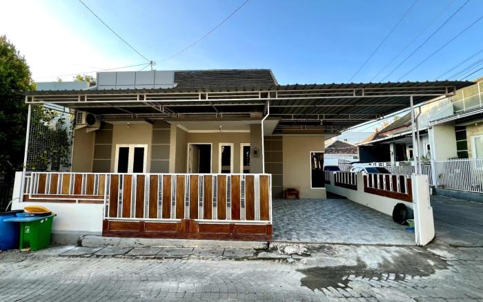 Guest House Karenra Di Pusat Kota Termurah