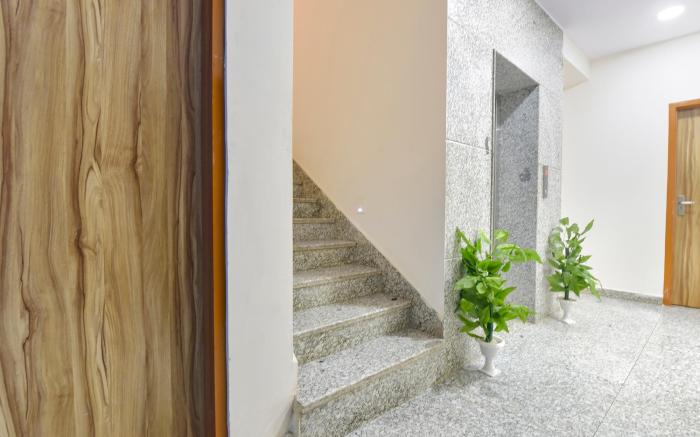 FabHotel Silver Stay 02