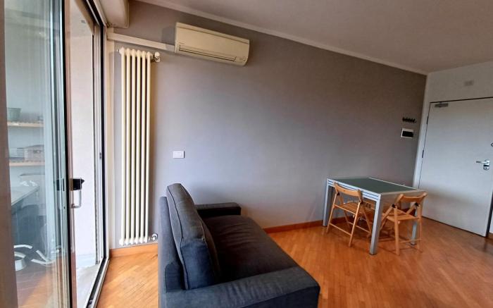 Ampio terrazzo vista San Luca - monolocale A+