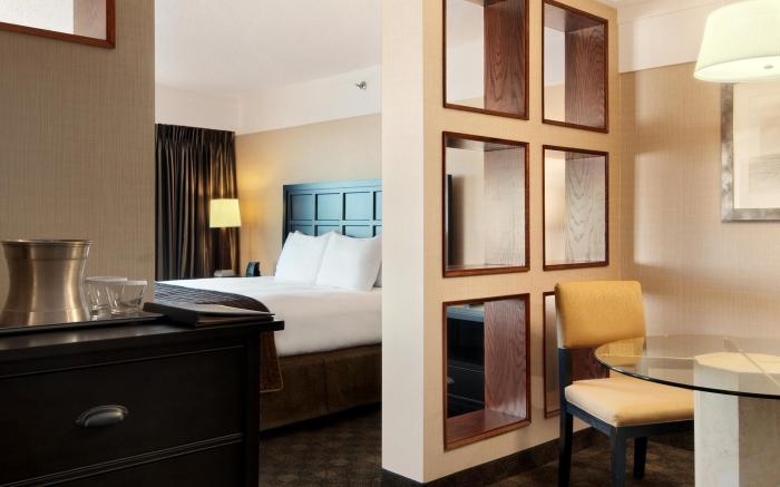 Hilton Winnipeg Airport Suites