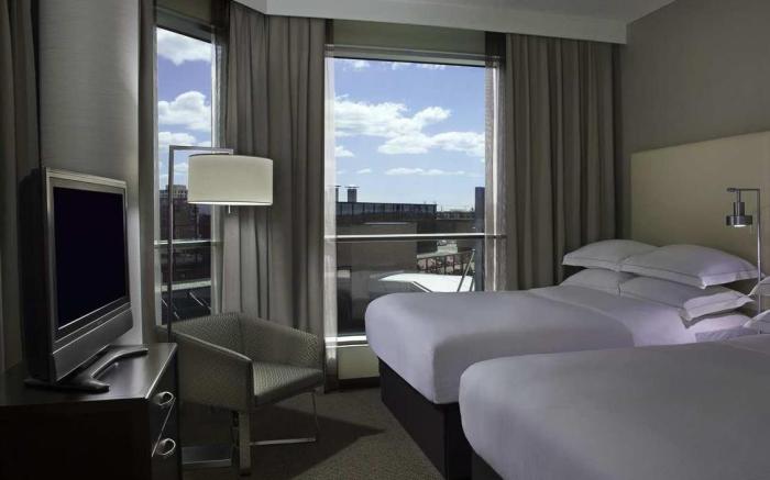 Hilton Suites Toronto Markham Conference Centre & Spa Hotel