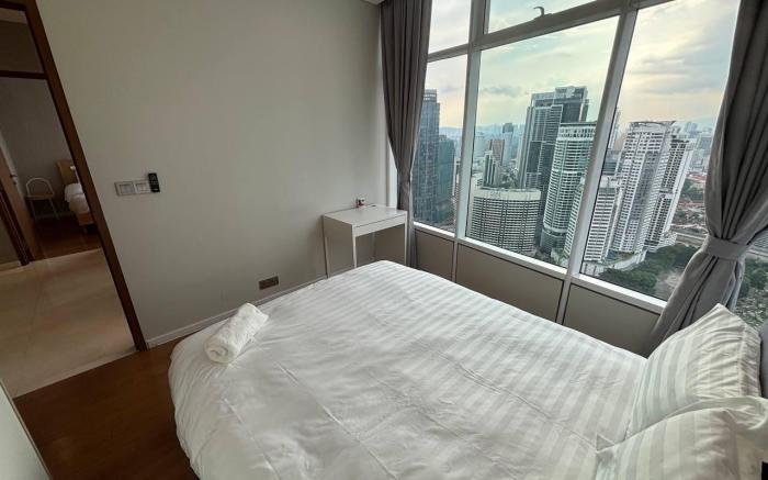 Sky Suite KLCC 2BR2B NiceView 04