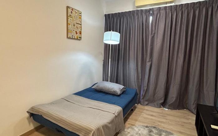 Emporis 2BR Condo| freeParking•SEGi•Thomson• EmHub