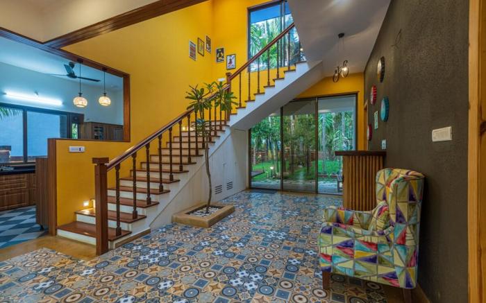 SaffronStays Beach Blues, 4BR Pool Retreat Alibaug