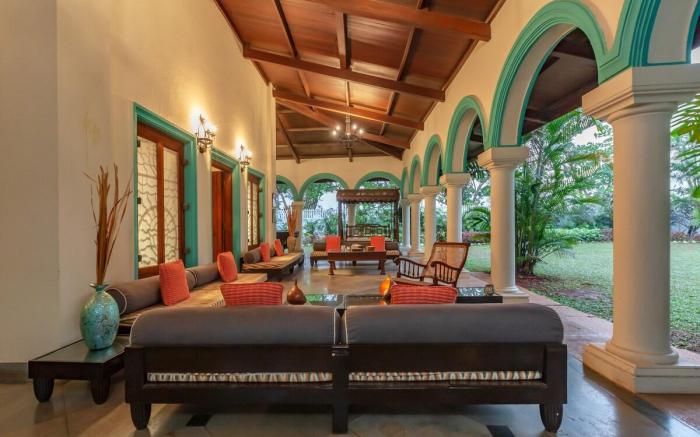 SaffronStays Aquamarina by the Beach 3BHK Nagaon