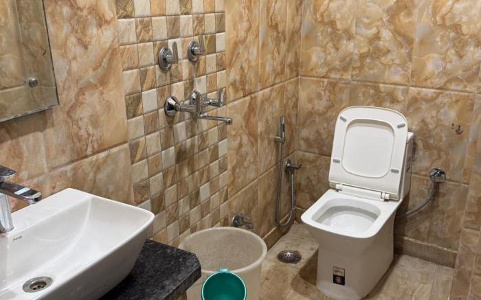 Hotel Unique International