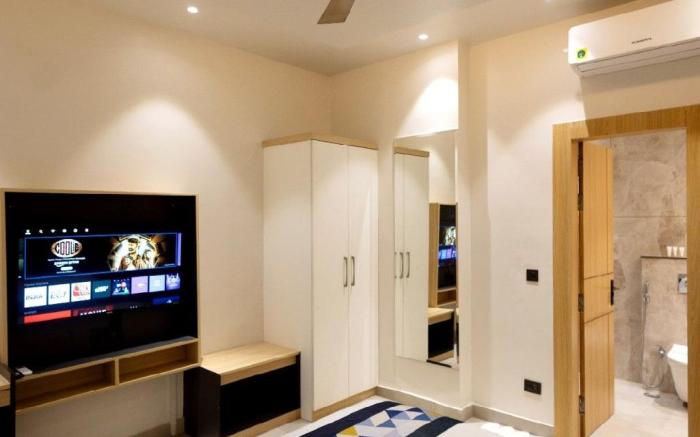 Shri Govindam Banaras