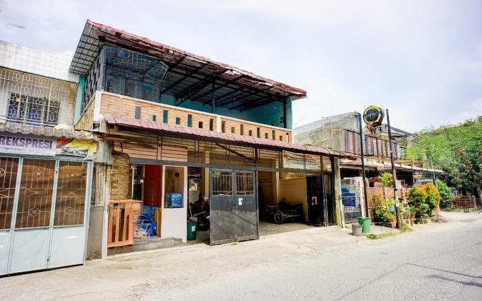 OYO 94768 Al-hamra Guest House