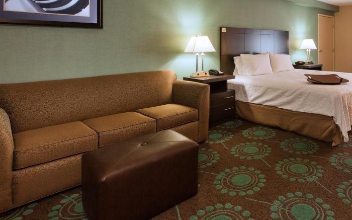 Spark by Hilton Bakersfield Central