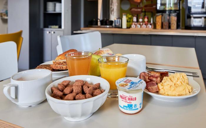 B&B HOTEL Caen Memorial