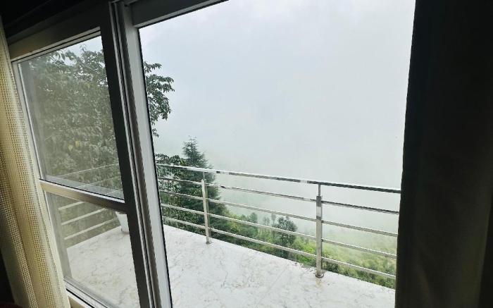 Evaara Stays and Cafe