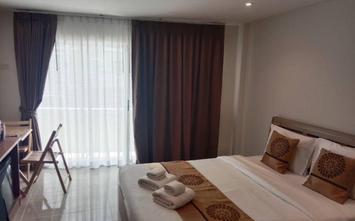 Amai 甘い Pancakery and Residence