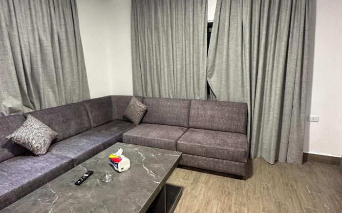 central apartment for rent 22