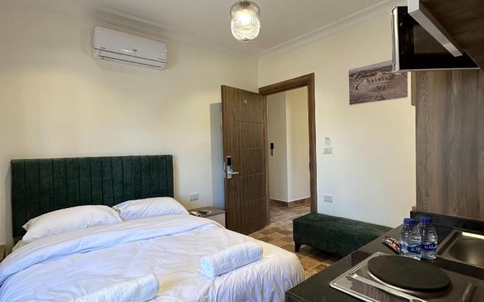 2 Antica Jabal Al Lweibdeh