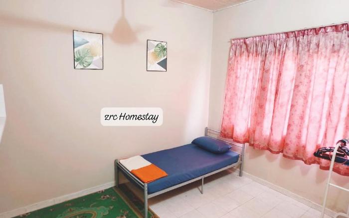 ZRC Homestay.