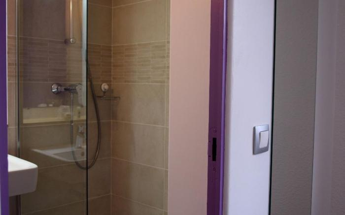 Contact Hotel Restaurant Bleu France Eragny Cergy