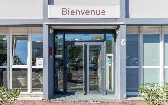 B&B HOTEL Lyon Venissieux