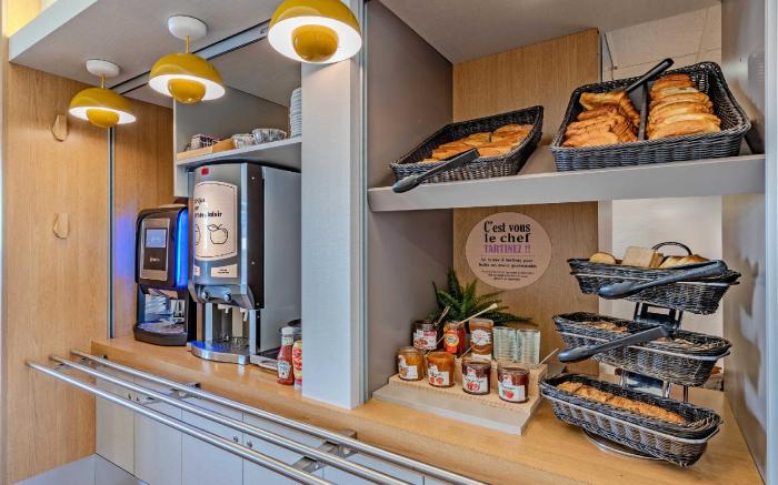 B&B HOTEL Brest Kergaradec Aeroport