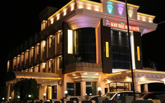 Hotel KayGee Resorts