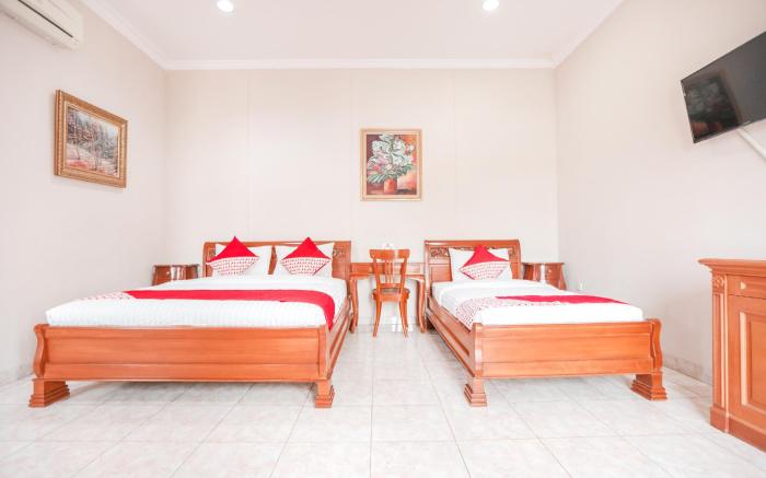 Hotel Lurus