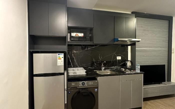 Stunning Amman Apartment with Electric Heating