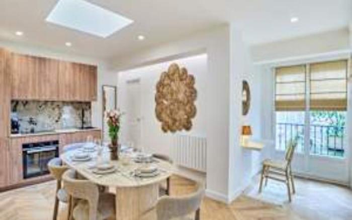 2BR with AC • Canal Saint-Martin