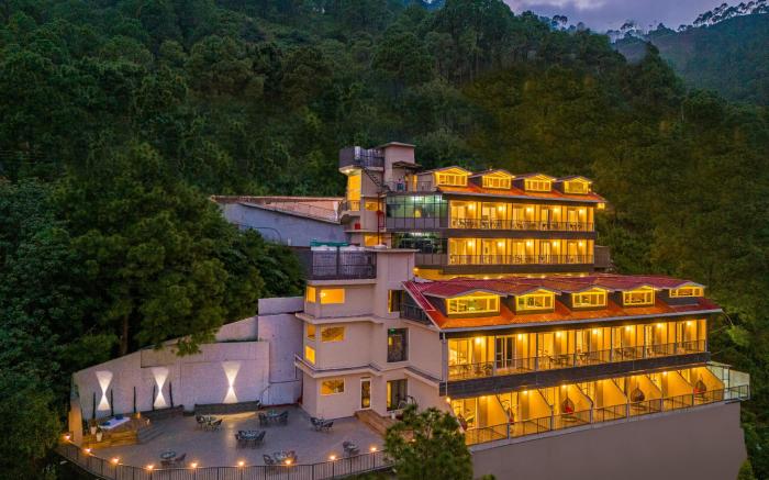 Sterling Ameris Kasauli