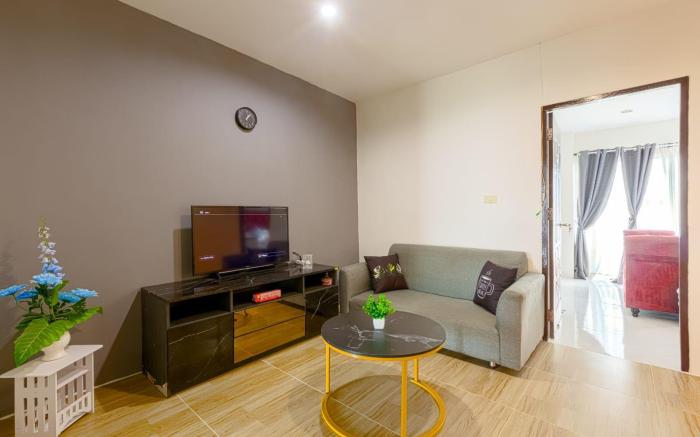 Sheikh Stay In Hostel