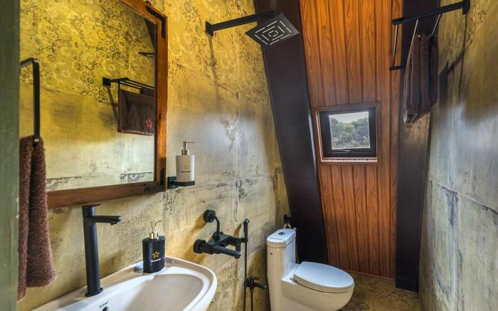 SaffronStays A Vantage -5BHK Stunning Valley Views