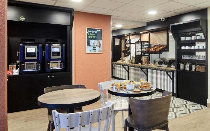 B&B HOTEL Paris Nord Gonesse Parc des Expos