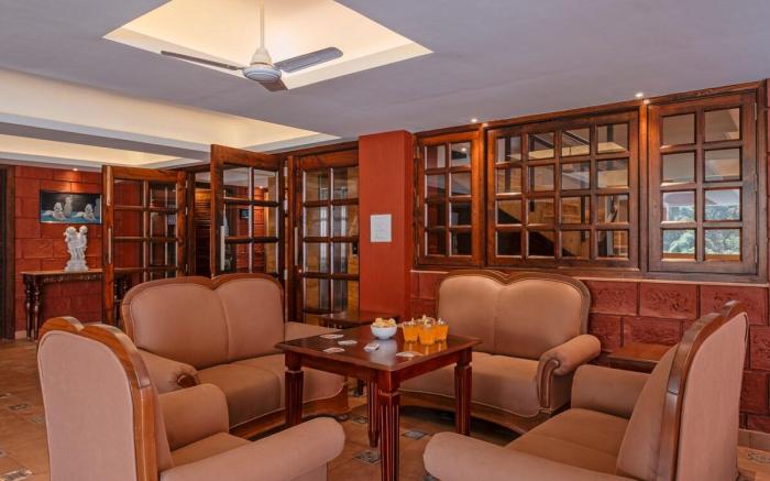 SaffronStays Tudor San Ann: 5-BR pool villa