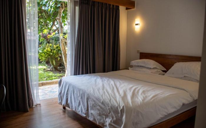 Villa Osha, 7 Bedroom Villa In Central Yogyakarta