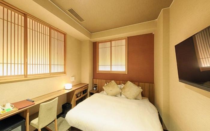 四条大宮駅より徒歩約1分と駅近で便利！ＣＵＯＲＥ京都四条大宮！ダブル【ECOプラン】ステイ清掃無し