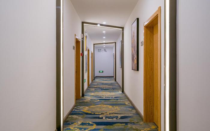 Wuhua Hannuosi Hotel