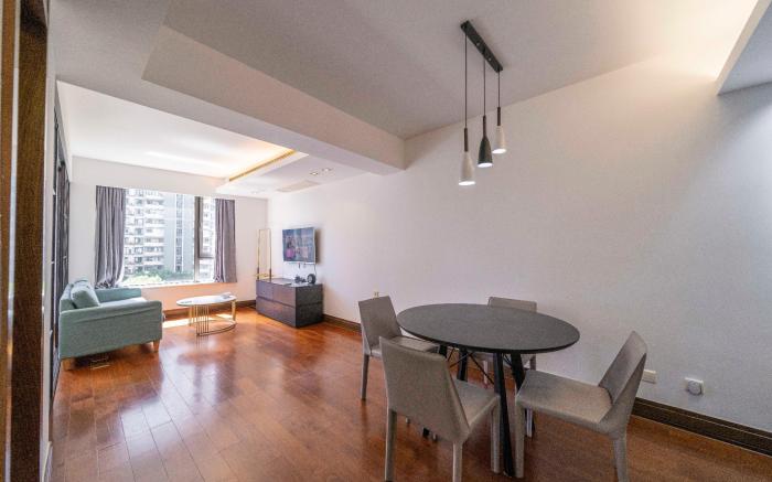 Tyms Modern 1 Bedroom Suite Walk to Xujiahui Metro