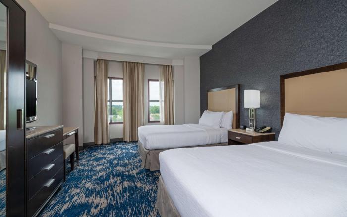 Embassy Suites by Hilton Alexandria Old Town