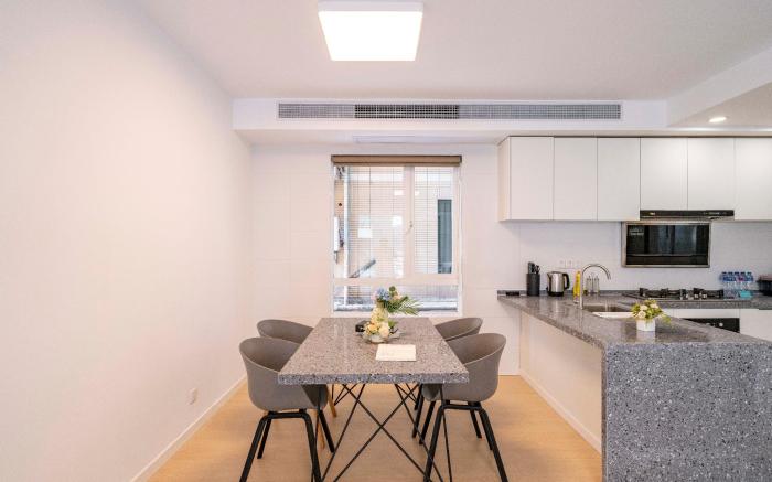 Tyms Stylish 3BR 2BA Apartment Novel Garden Steps 