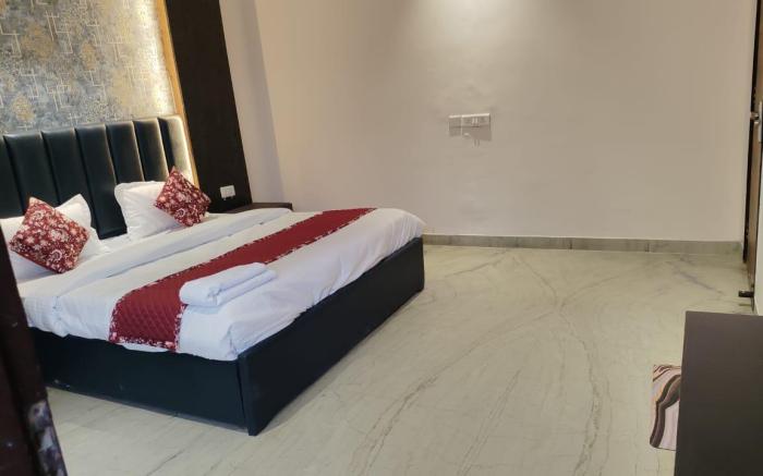 Hotel Baba's Inn - Gurugram