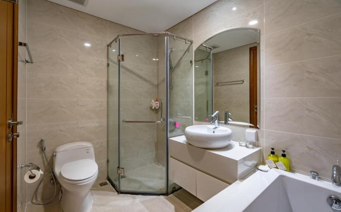 Cozy 2BR Landmark Plus good Location daily towels