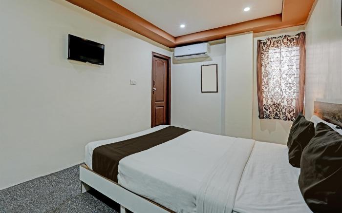Hotel O Sri Sai sevalal comfort's