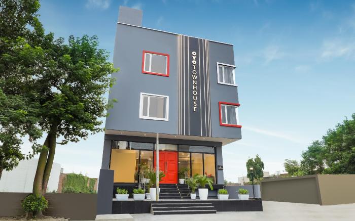 Super Townhouse Golden Avenue Road